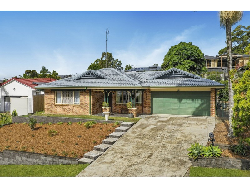 20 Polynesia Avenue, Pacific Pines QLD 4211