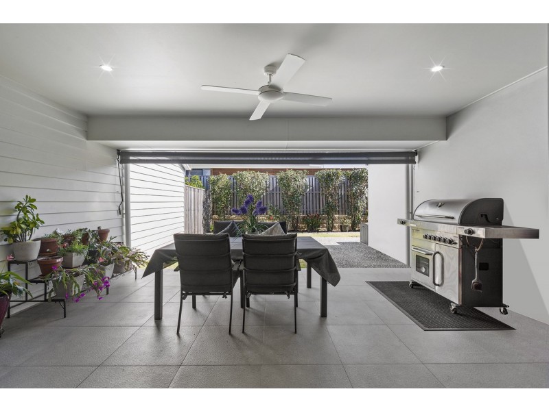 1/2 Baines Court, Pimpama QLD 4209