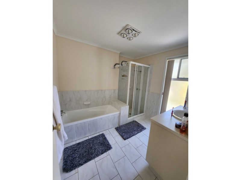 14/105 Ridgeway Avenue, Southport QLD 4215