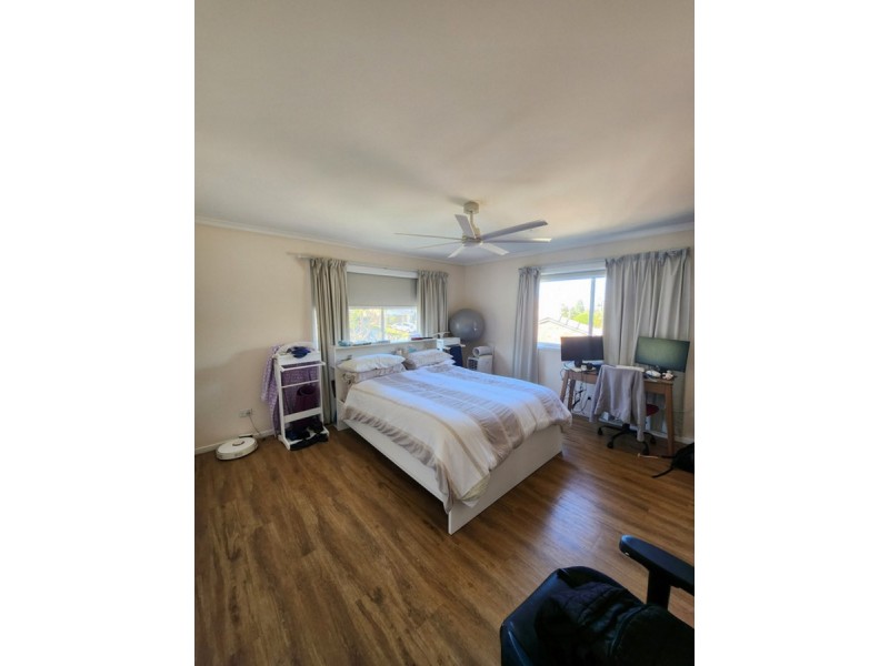 14/105 Ridgeway Avenue, Southport QLD 4215