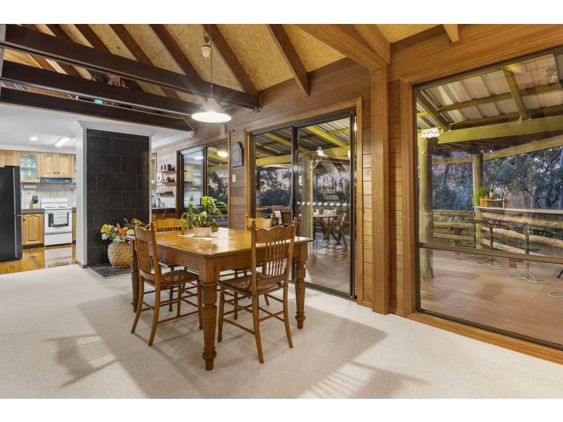 127 Skyline Terrace, Burleigh Heads QLD 4220