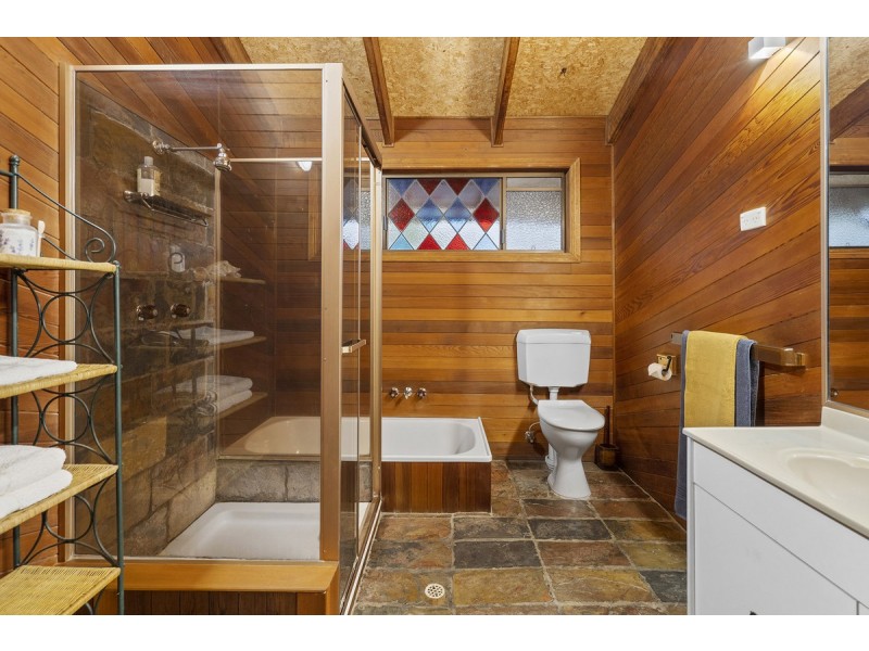 127 Skyline Terrace, Burleigh Heads QLD 4220