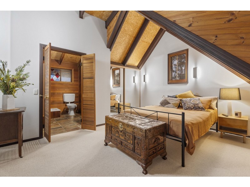 127 Skyline Terrace, Burleigh Heads QLD 4220