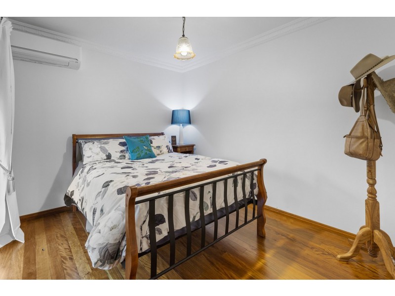 127 Skyline Terrace, Burleigh Heads QLD 4220