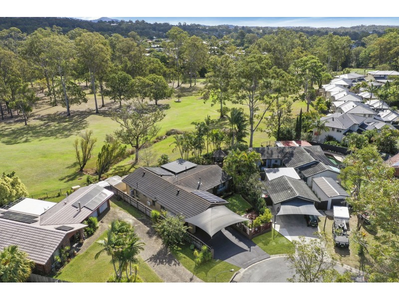 5 Sorell Place, Helensvale QLD 4212
