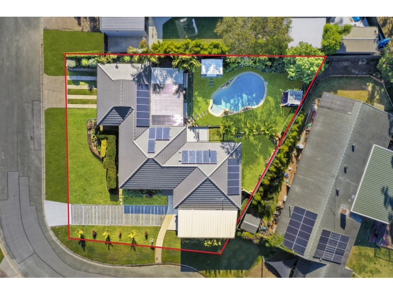 4 Calder Crescent, Helensvale QLD 4212