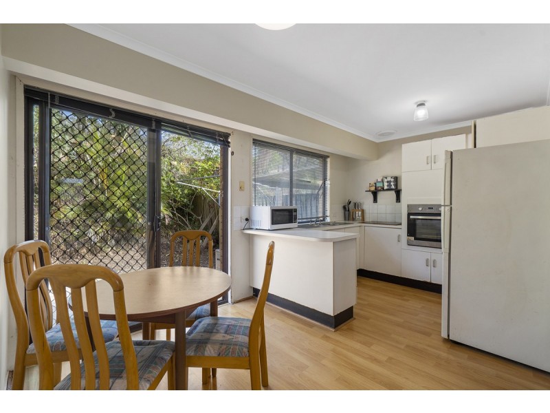 8/24 Cannington Place, Helensvale QLD 4212
