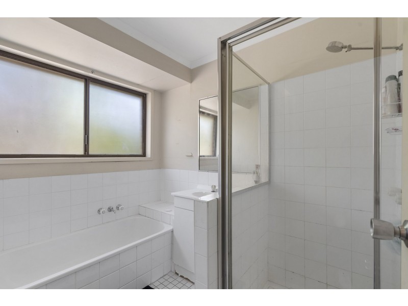 8/24 Cannington Place, Helensvale QLD 4212