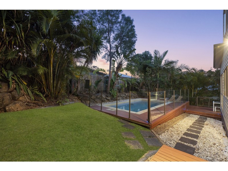 5 Silver Dawn Crescent, Oxenford QLD 4210