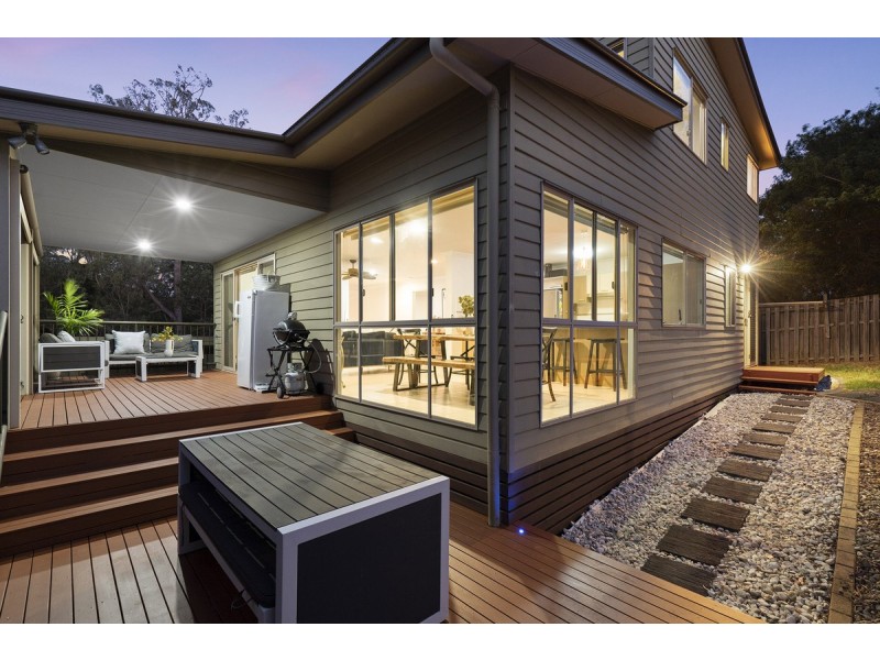 5 Silver Dawn Crescent, Oxenford QLD 4210