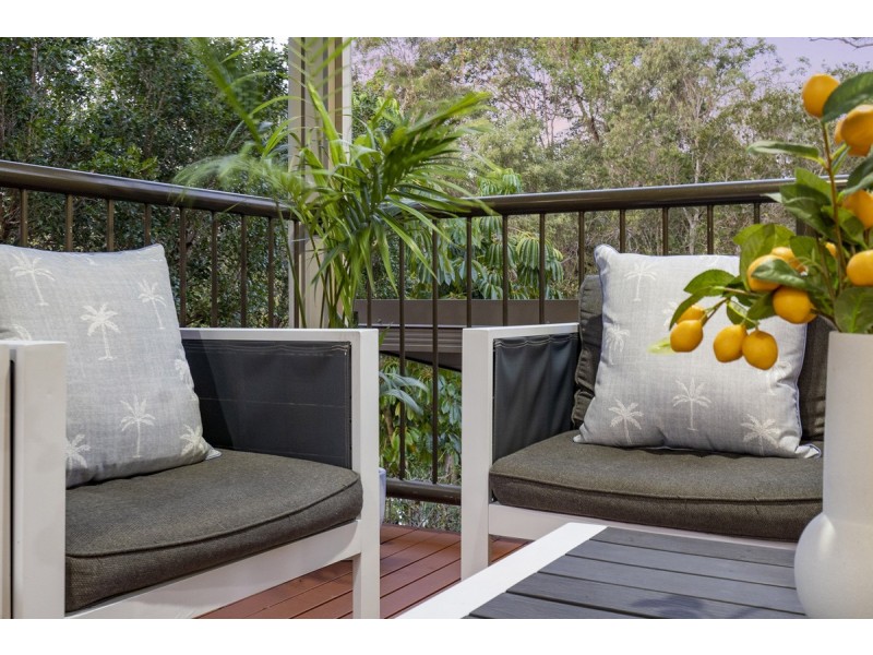 5 Silver Dawn Crescent, Oxenford QLD 4210