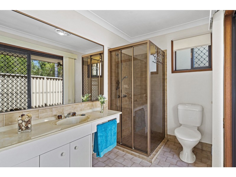 62 Lindfield Road, Helensvale QLD 4212