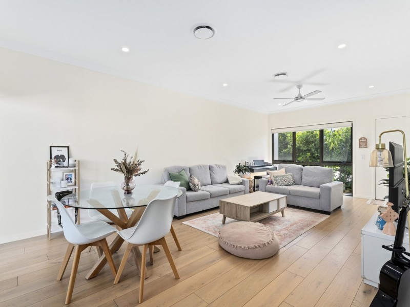 63/1 Lyra Avenue, Hope Island QLD 4212