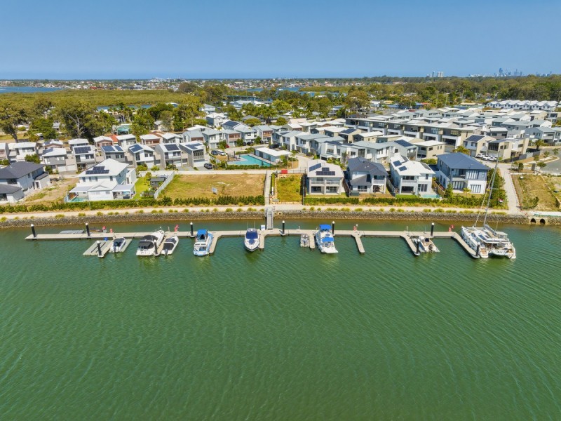 63/1 Lyra Avenue, Hope Island QLD 4212