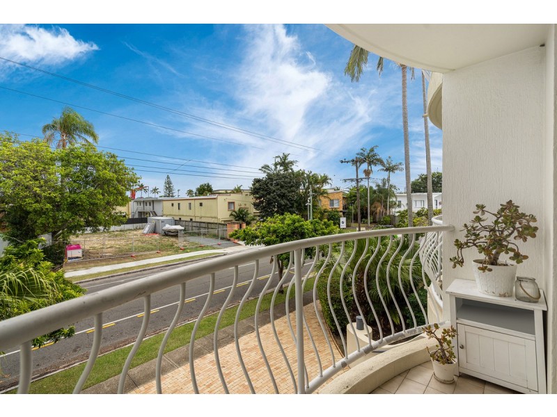 6/27 Peninsular Drive, Surfers Paradise QLD 4217