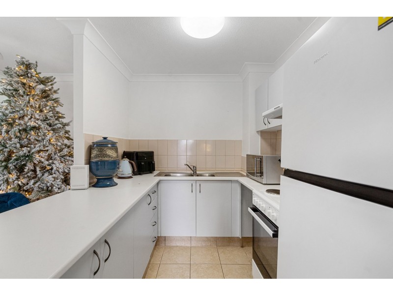 6/27 Peninsular Drive, Surfers Paradise QLD 4217