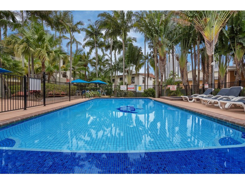 6/27 Peninsular Drive, Surfers Paradise QLD 4217