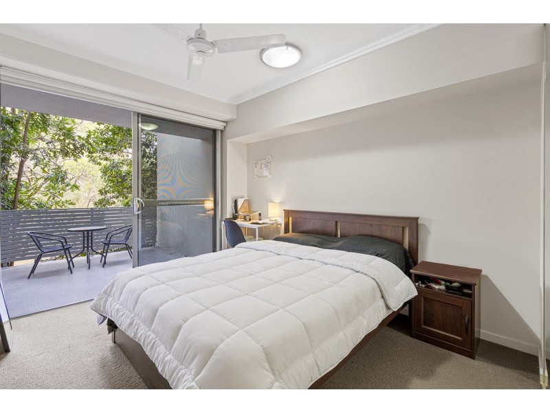5/154 Musgrave Avenue, Southport QLD 4215
