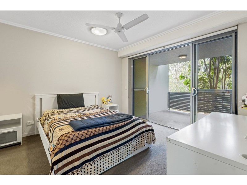 5/154 Musgrave Avenue, Southport QLD 4215