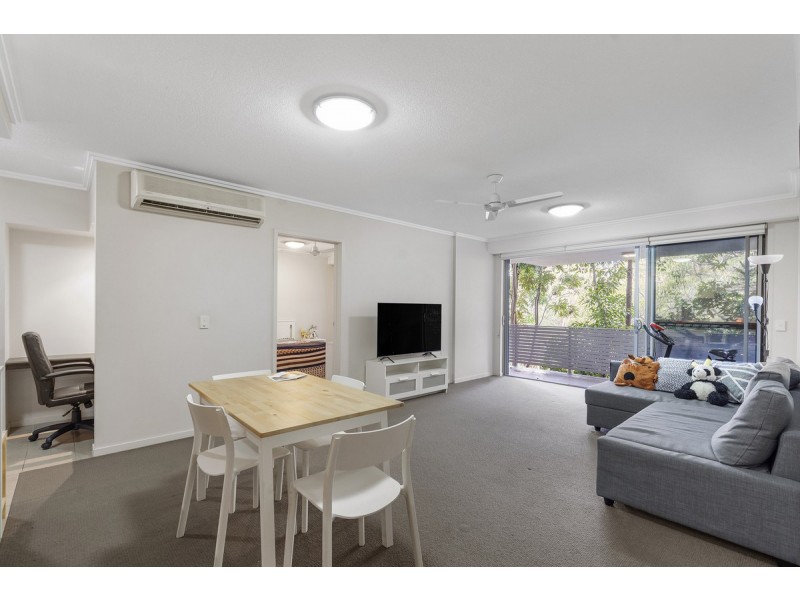 5/154 Musgrave Avenue, Southport QLD 4215