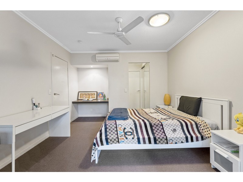 5/154 Musgrave Avenue, Southport QLD 4215