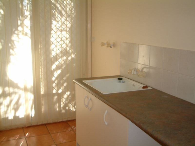 10 Midpark Court, Helensvale QLD 4212