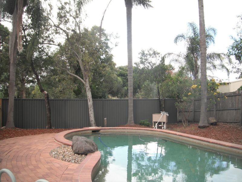 12 Monroe Court, Oxenford QLD 4210