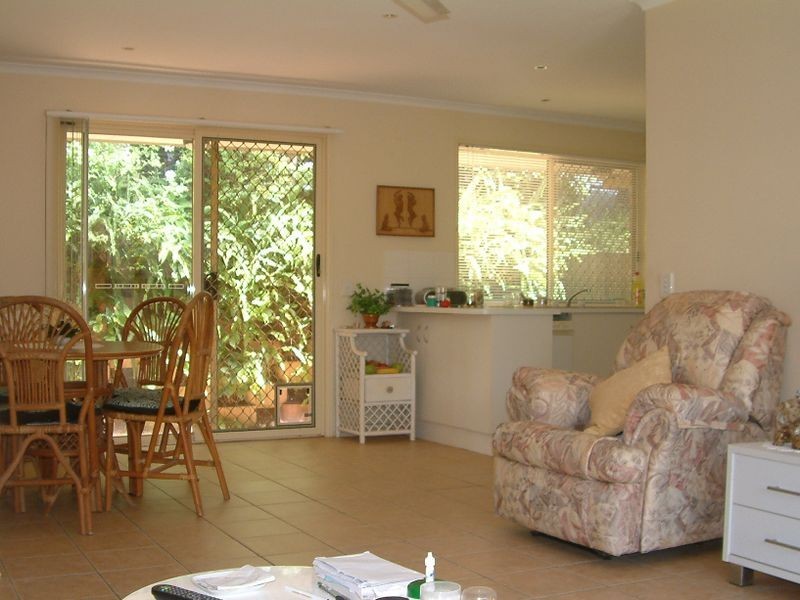 2/37 Broadway Drive, Oxenford QLD 4210