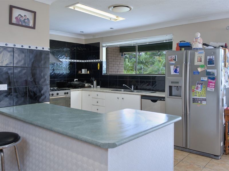 25 Tamworth Drive, Helensvale QLD 4212