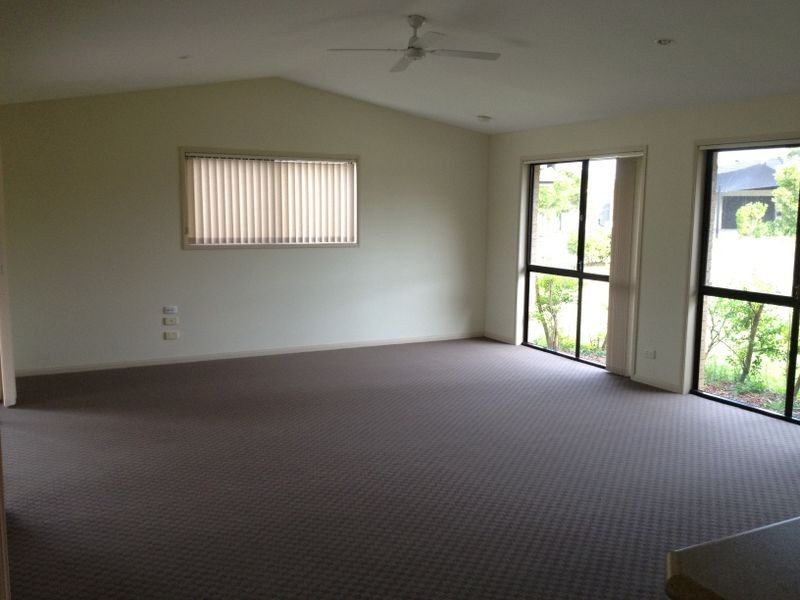 14 St Stephens Drive, Upper Coomera QLD 4209