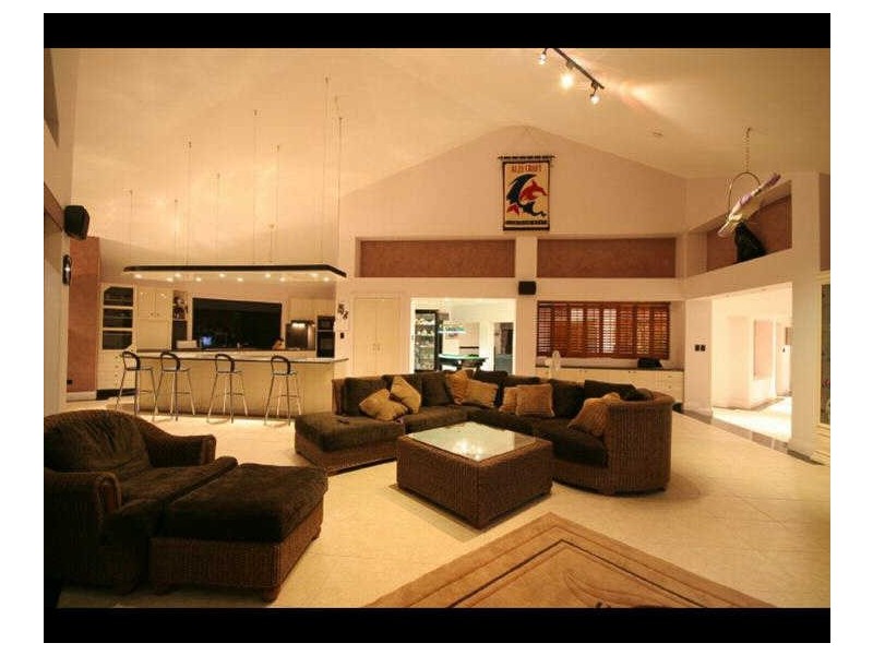 44 Riverdowns Crescent, River Downs, Helensvale QLD 4212