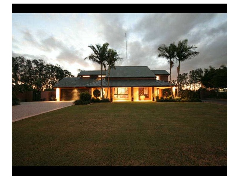 44 Riverdowns Crescent, River Downs, Helensvale QLD 4212 the real