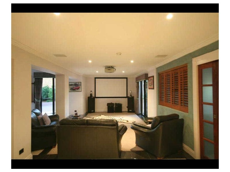 44 Riverdowns Crescent, River Downs, Helensvale QLD 4212