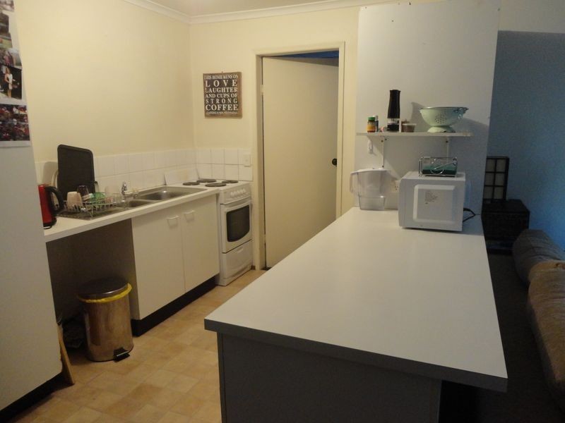 2/13 Cannington Place, Helensvale QLD 4212