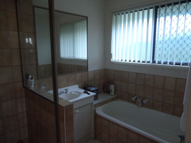 2/13 Cannington Place, Helensvale QLD 4212