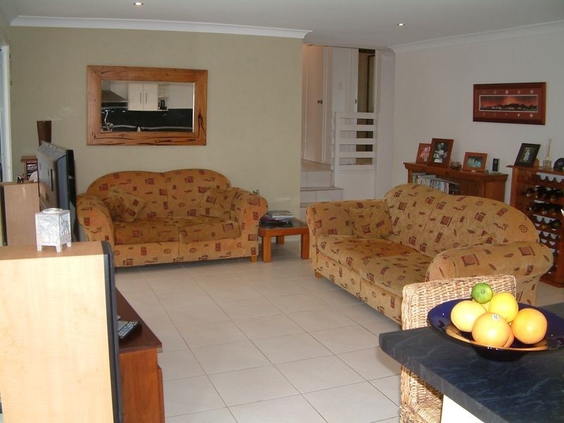 10 Tamworth Dt, Helensvale QLD 4212