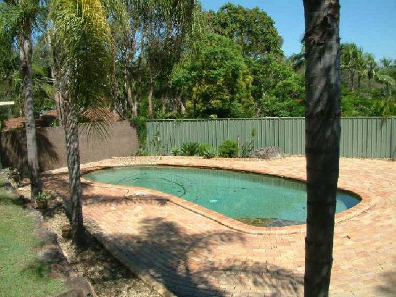 15 Wolvi Place, Helensvale QLD 4212
