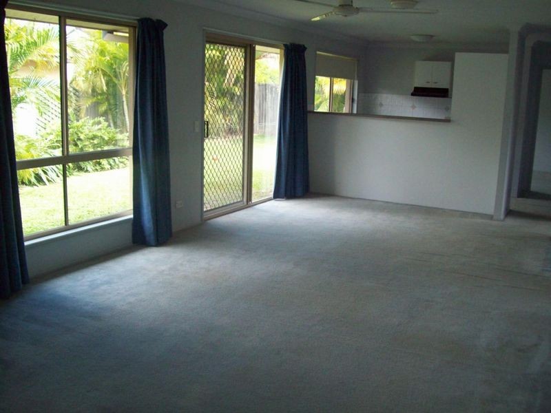 13 Hialeah Street, Helensvale QLD 4212