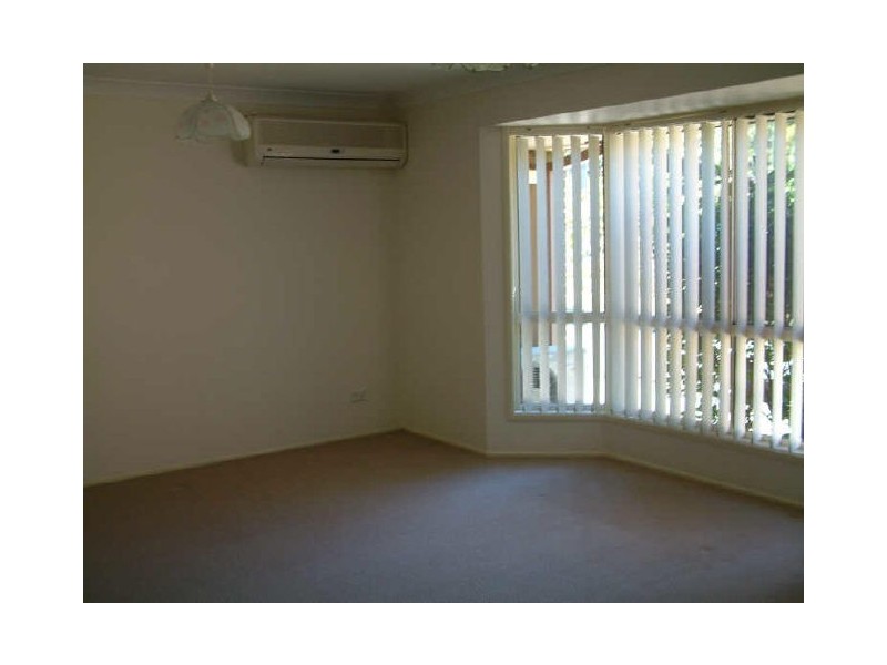 105 Pacific Pines Boulevard, Pacific Pines QLD 4211