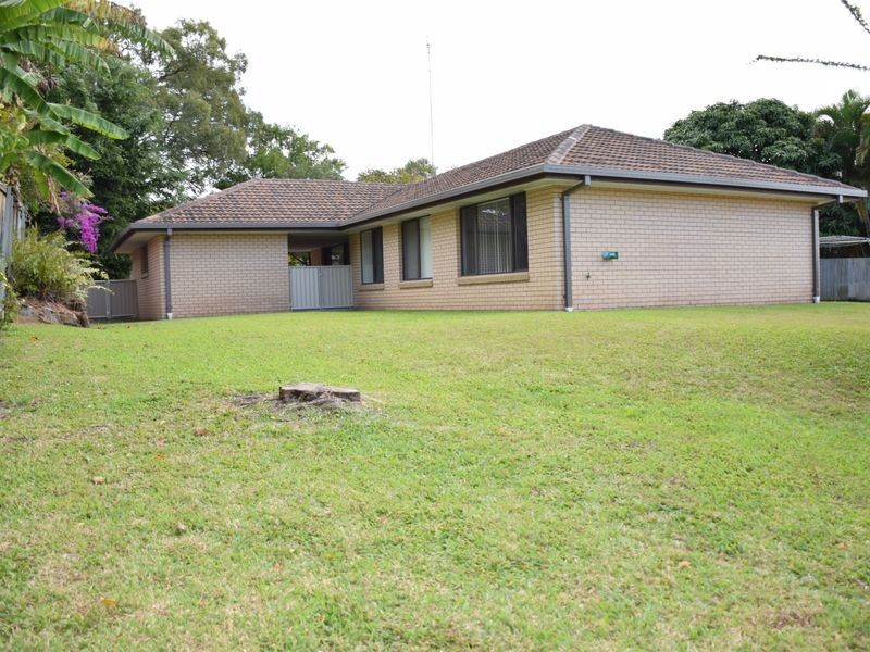 18 Wolvi Place, Helensvale QLD 4212