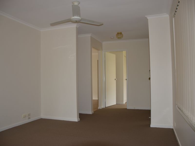 18 Wolvi Place, Helensvale QLD 4212