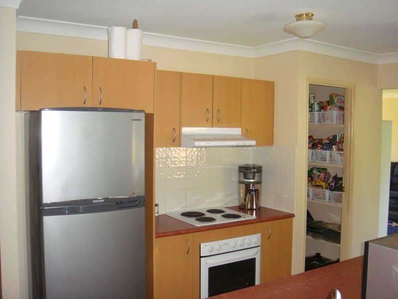 5 Matzia Avenue, Pacific Pines QLD 4211