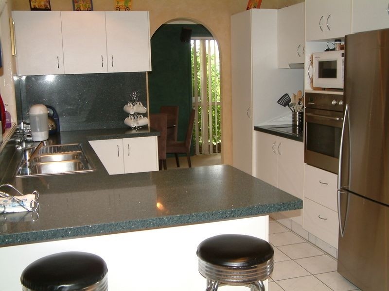 75 Lindfield Rd, Helensvale QLD 4212