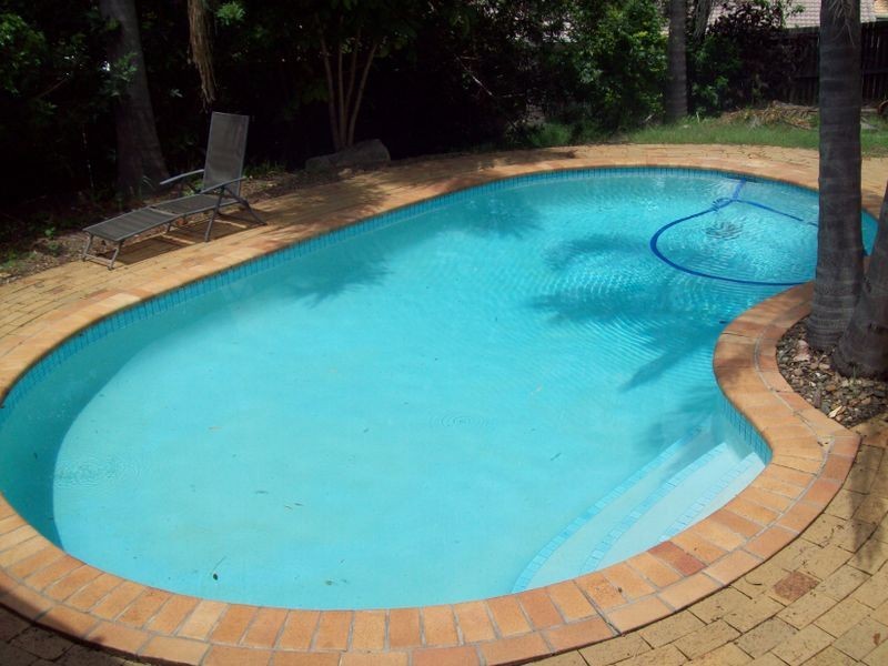 6 Enfield Road, Helensvale QLD 4212