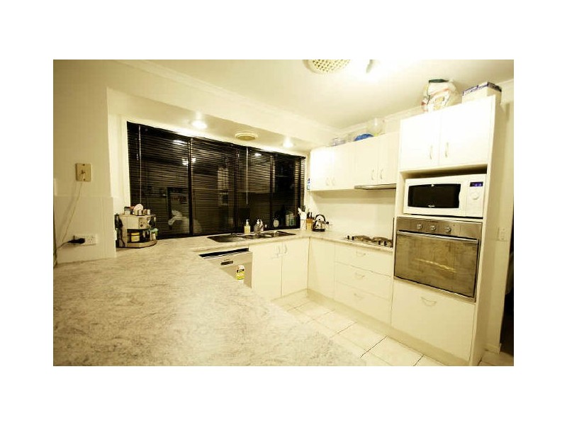 17 Ashford Road, Helensvale QLD 4212