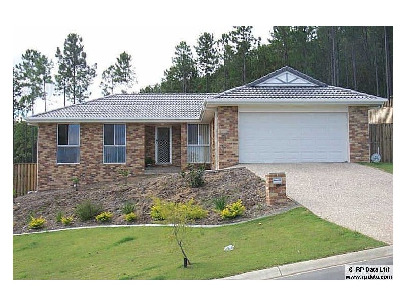 16 Henderson Rise, Pacific Pines QLD 4211