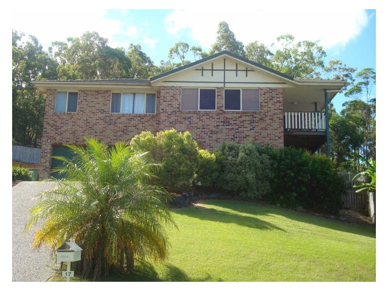 17 Polynesia Drive, Pacific Pines QLD 4211