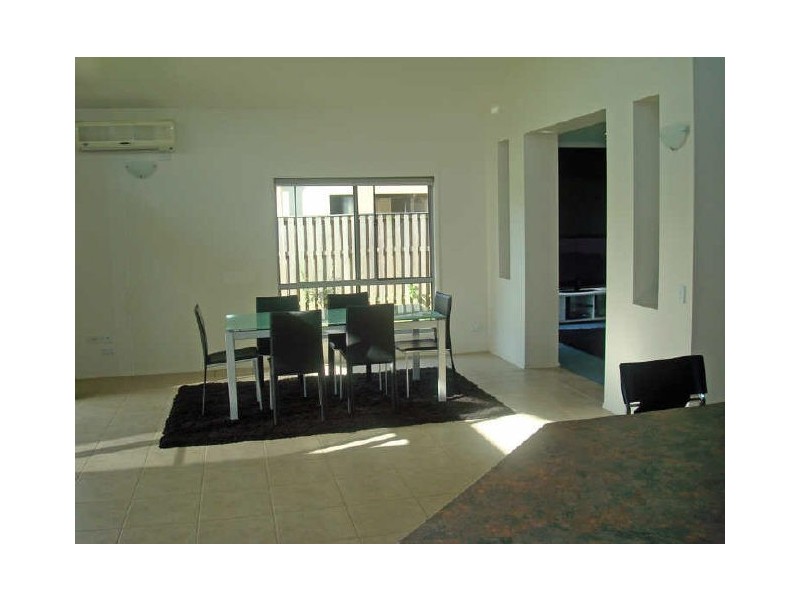 16 Regatta Avenue, Oxenford QLD 4210