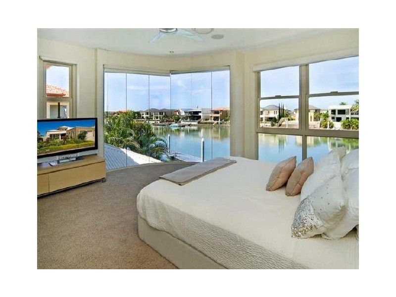 8034 Key Waters, Hope Island QLD 4212