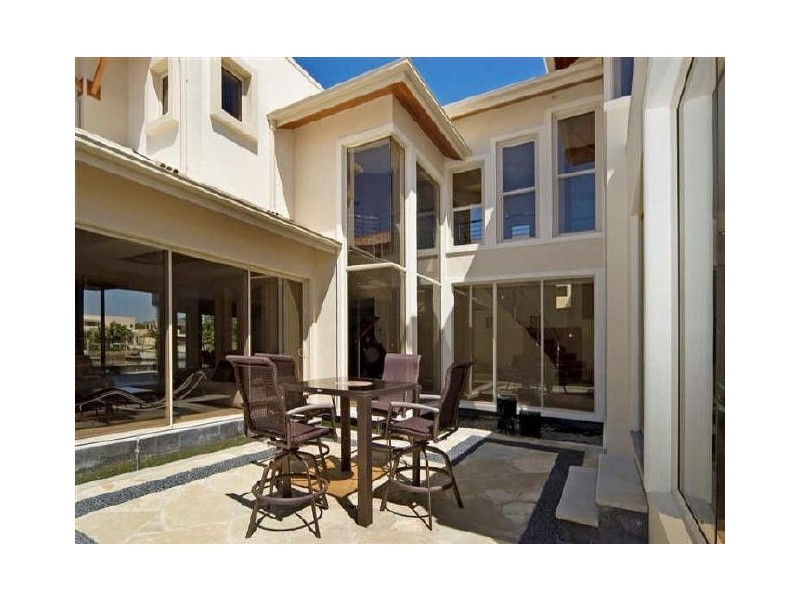 8034 Key Waters, Hope Island QLD 4212